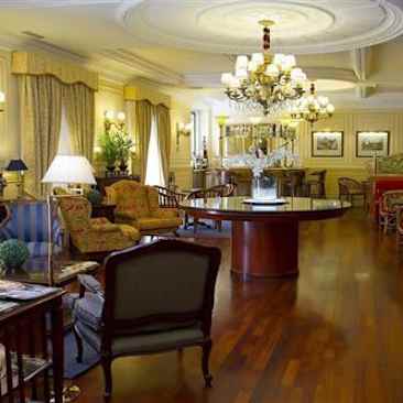 Chic&basic Dot Hotel